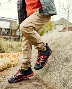 Kids KEEN Shoes<Big Kids' Chandler 2 Cnx Sneaker | Black/Red Carpet