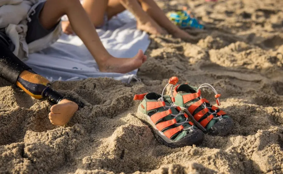Kids KEEN Sandals<Big Kids' Newport Boundless Sandal | Granite Green/Scarlet Ibis