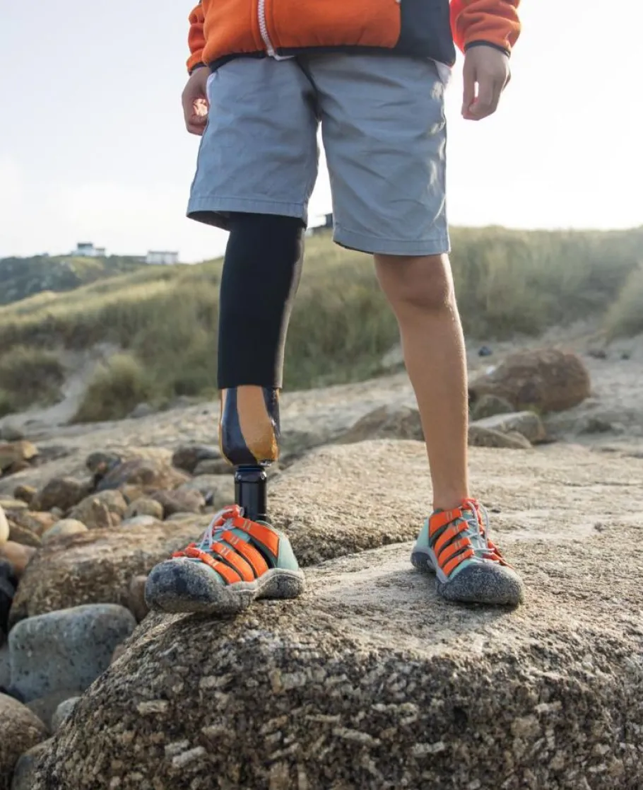 Kids KEEN Sandals<Little Kids' Newport Boundless Sandal | Granite Green/Scarlet Ibis