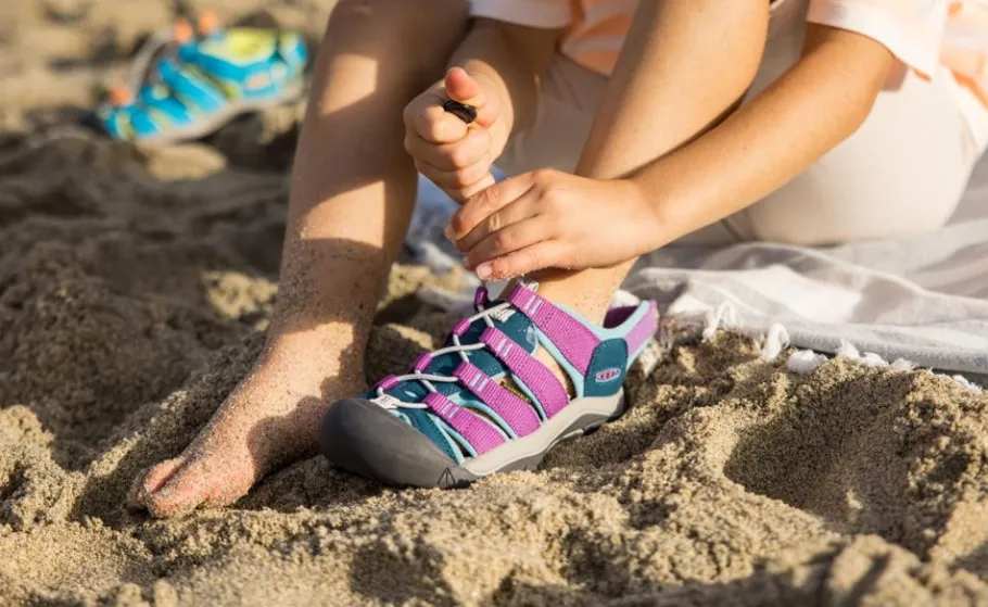 Kids KEEN Sandals<Little Kids' Newport Boundless Sandal | Legion Blue/Willowherb