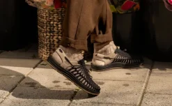 Men KEEN Sandals<Men'S Uneek Sneaker | Khaki/Dark Earth