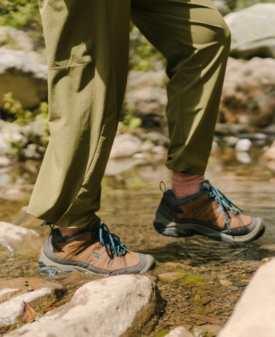 Women KEEN Shoes<Women'S Circadia Waterproof Shoe | Steel Grey/Boysenberry