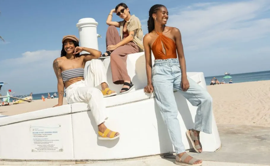 Women KEEN Sandals<Women'S Elle Backstrap Sandal | Golden Yellow/Star White