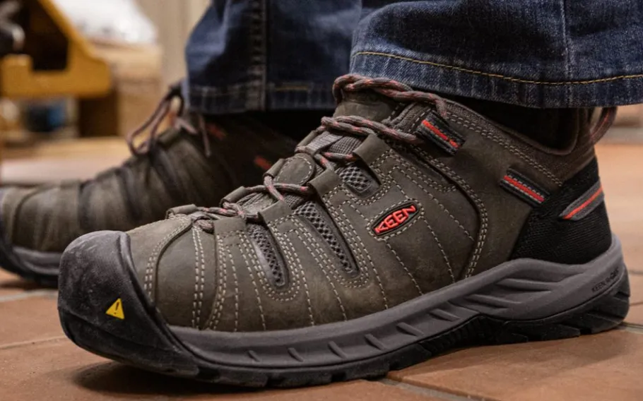 Women KEEN Work Boots & Shoes<Women'S Flint Ii (Steel Toe) | Magnet/Rose