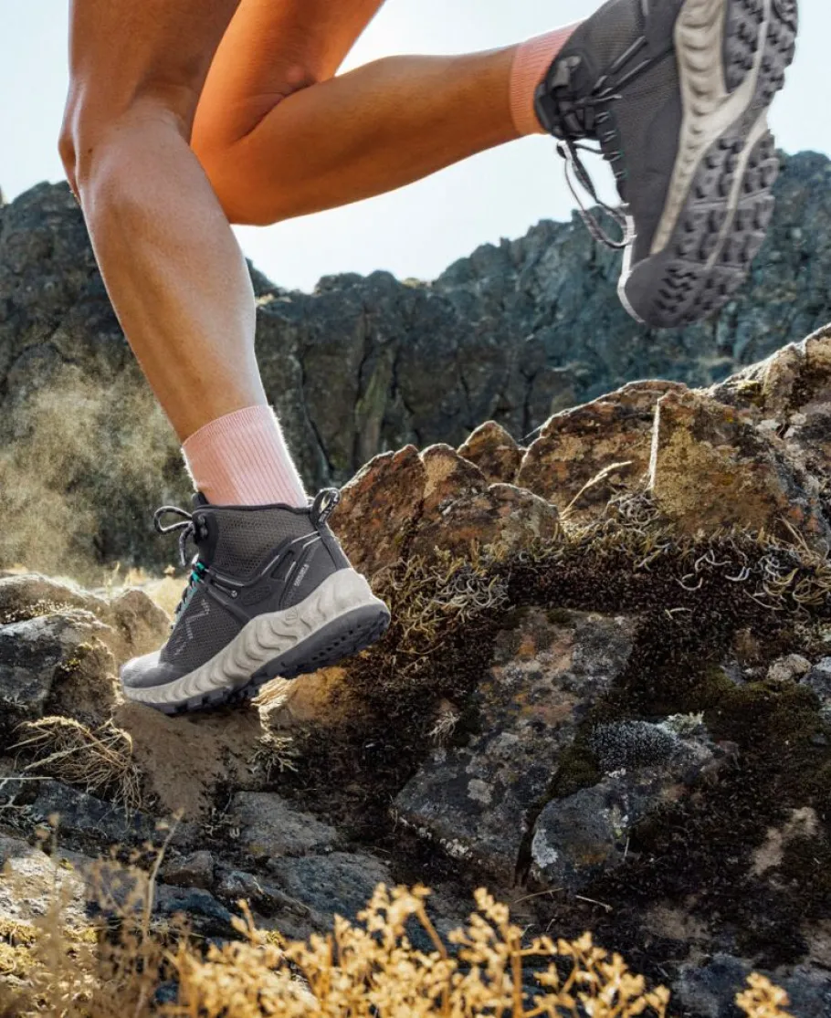 Women KEEN Boots<Women'S Nxis Evo Waterproof Boot | Black/Blue Glass